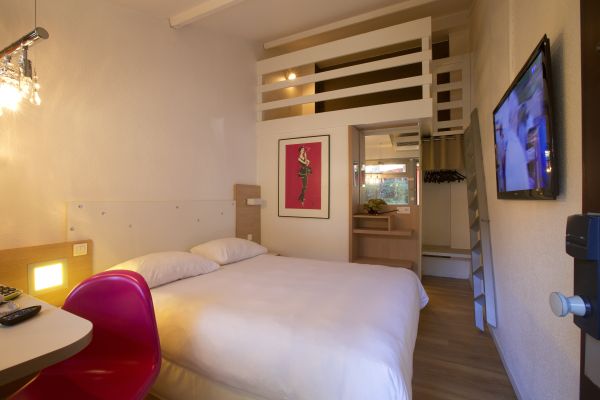 ibis Styles Aix-en-Provence Mas des Oliviers